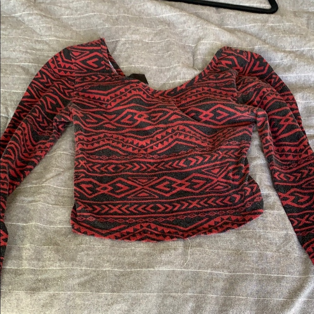 Crop top - Picture 2 of 3